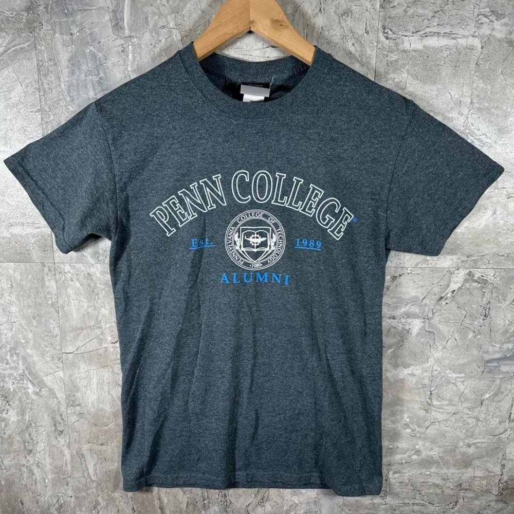 Penn College Alumni grey t-shirt adult Size Small #college #university